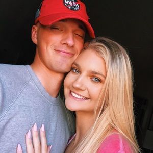 Meet your Posher, Peyton